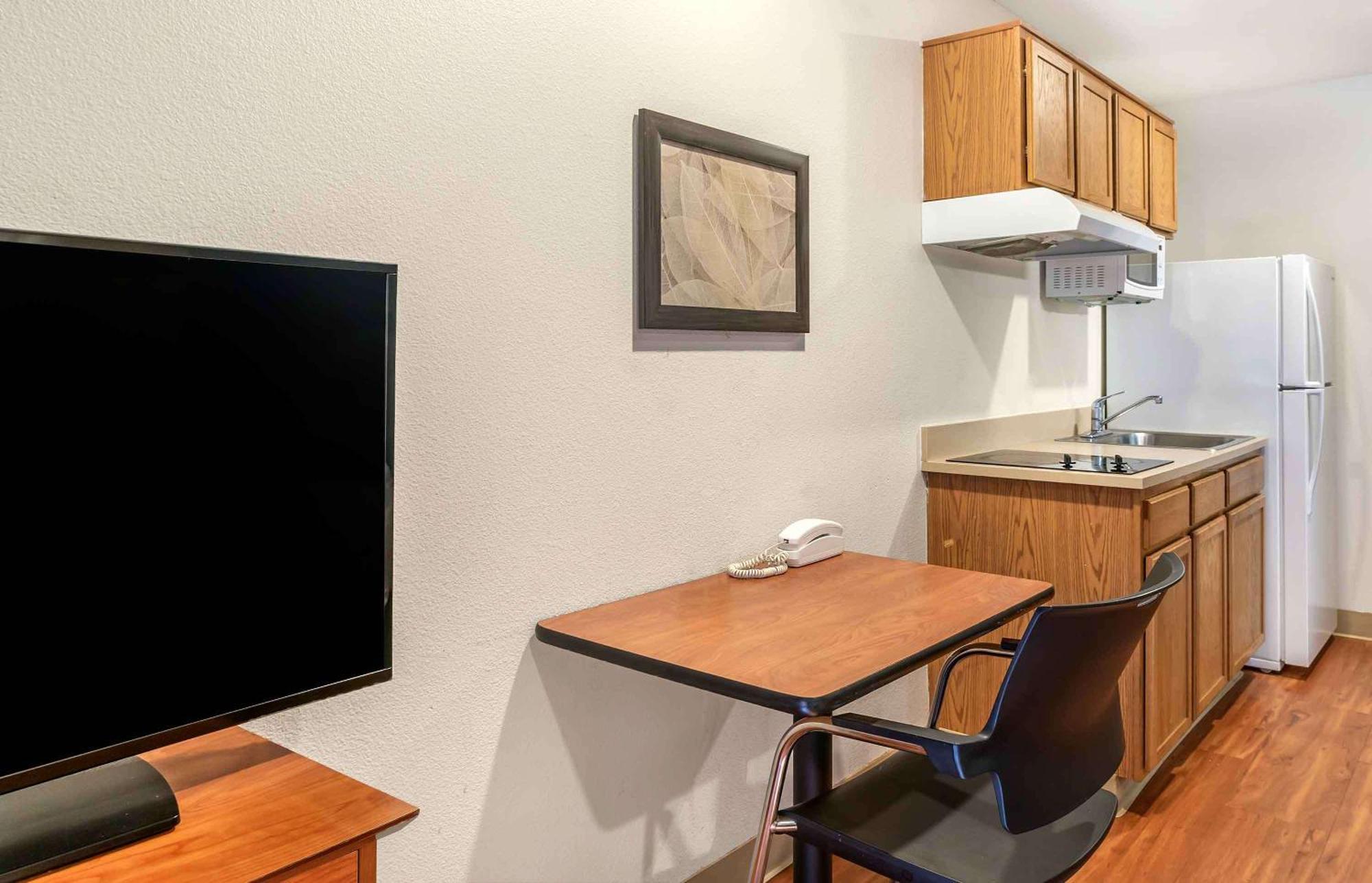 Extended Stay America Select Suites - Louisville - South Lynnview Buitenkant foto